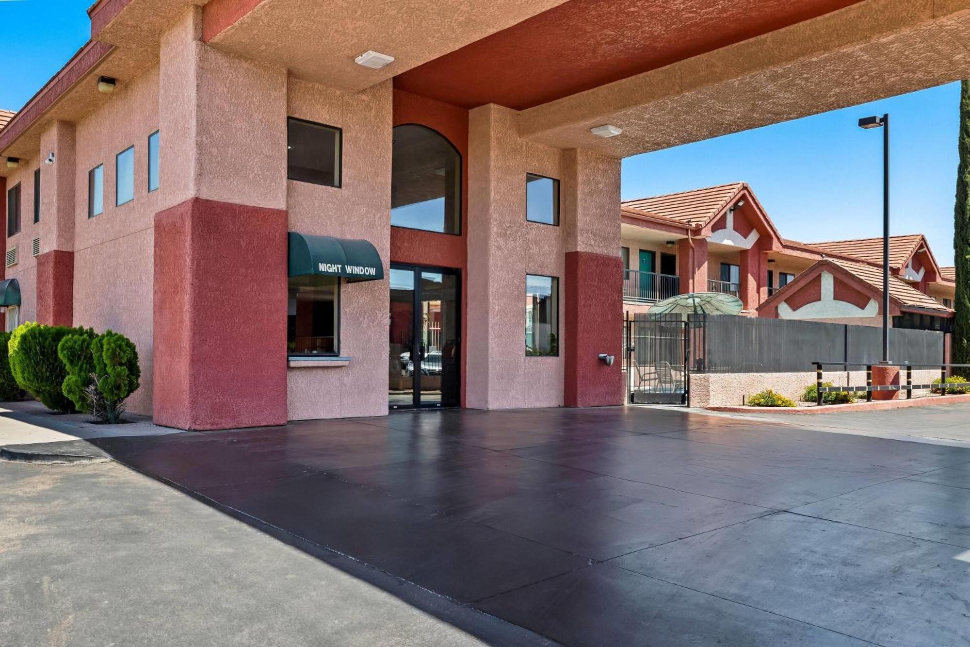 Days Inn By Wyndham Tucson Airport Dış mekan fotoğraf