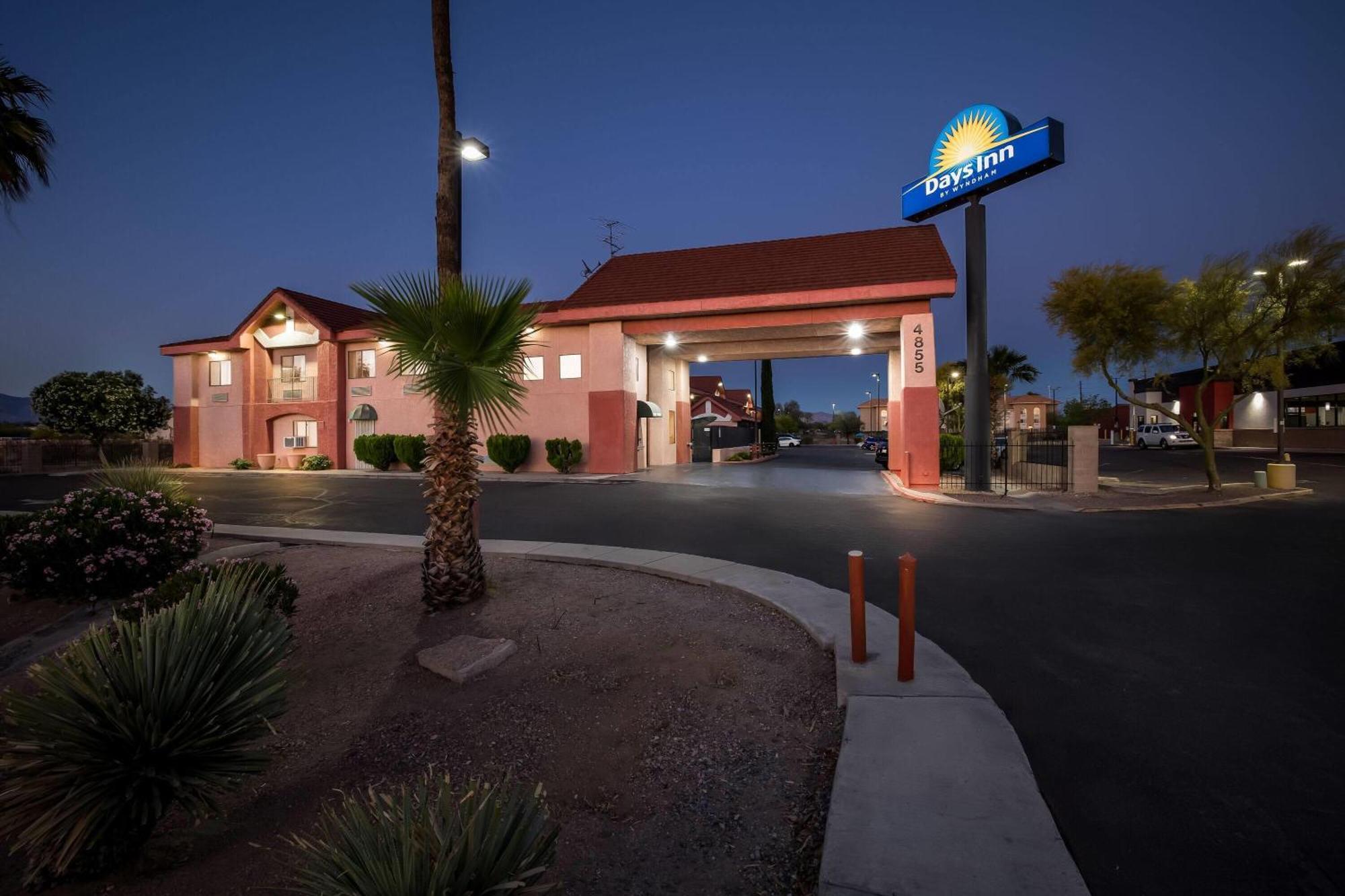 Days Inn By Wyndham Tucson Airport Dış mekan fotoğraf