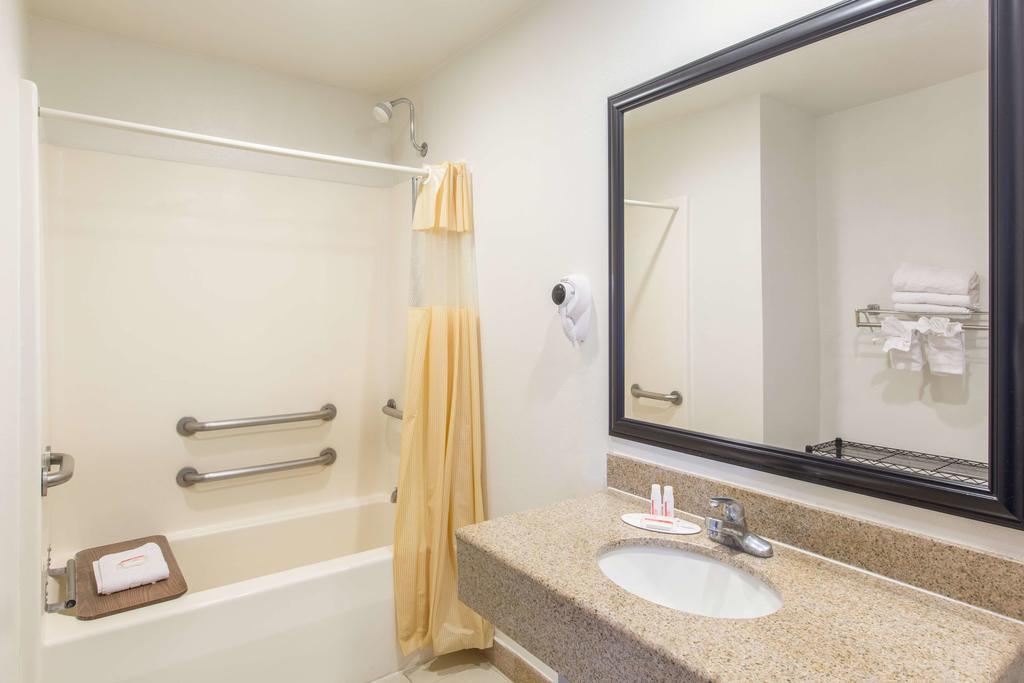 Days Inn By Wyndham Tucson Airport Dış mekan fotoğraf